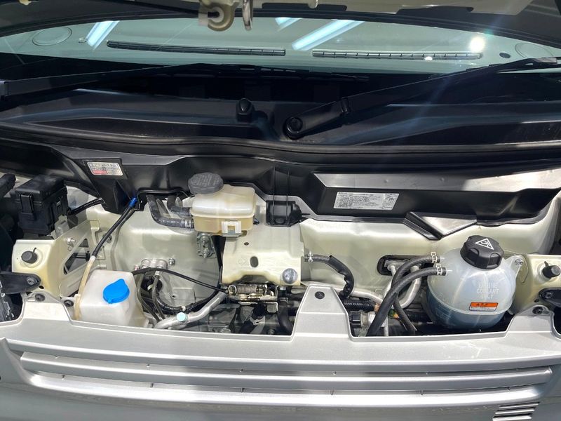 2020 Nissan NV100 Clipper Van HBD-DR17V (UW-6a6579bc353a3)[4]