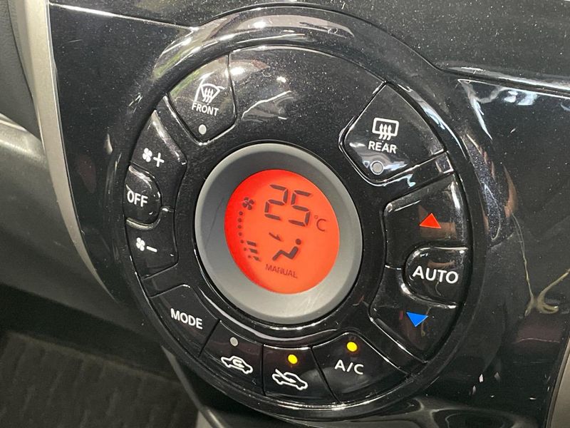 2017 Nissan Note DBA-E12 (UW-6a6579c1ae0c9)[18]