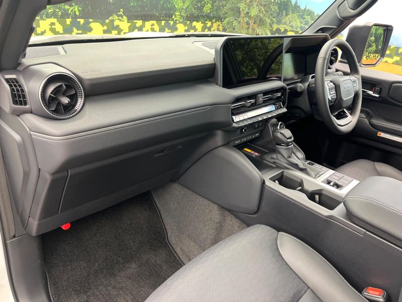 2025 Toyota Land Cruiser 250 3DA-GDJ250W (UW-6a6579e57c0c9)[18]