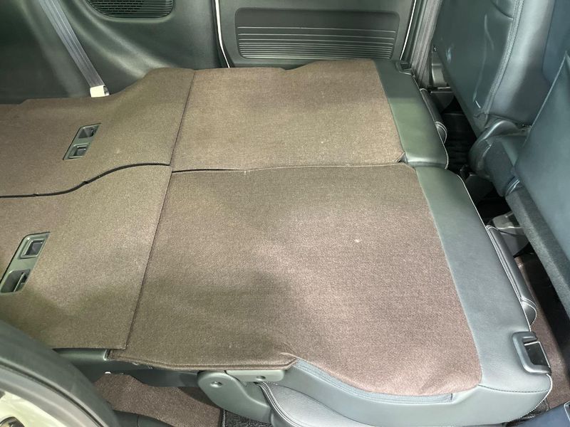 2017 Honda N-BOX CUSTOM DBA-JF3 (UW-6a657a70a2da6)[14]