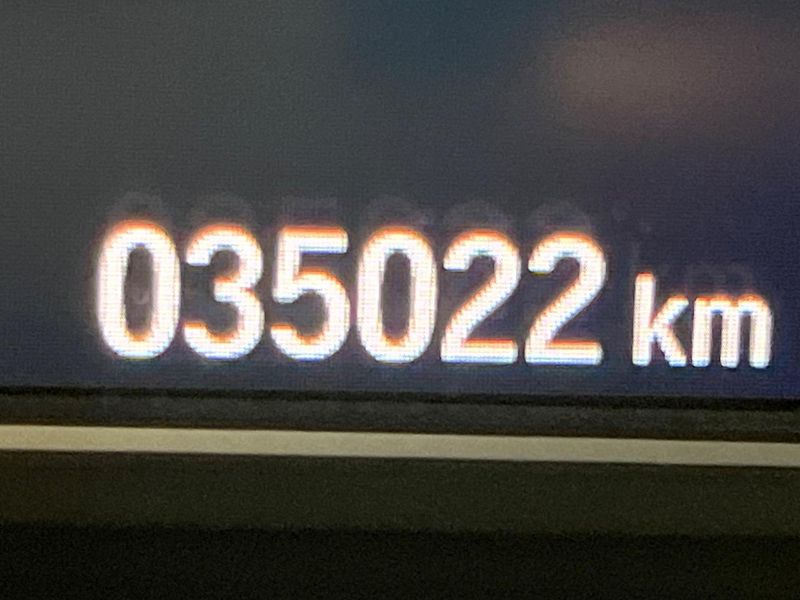 2018 Honda N-BOX CUSTOM DBA-JF3 (UW-6a657a7111ef2)[2]