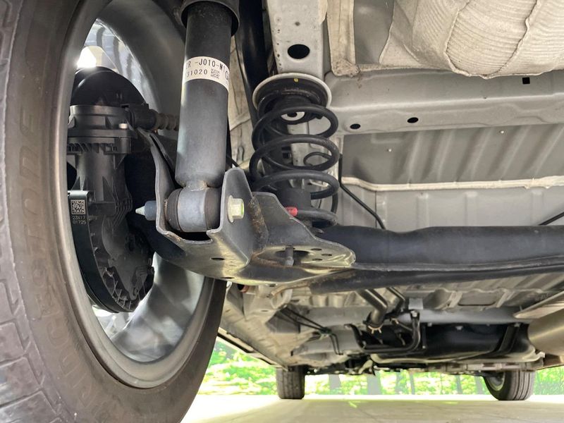 2023 Honda N-BOX CUSTOM 6BA-JF5 (UW-6a657a992bc67)[20]