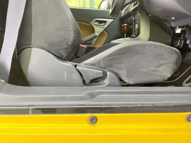 2022 Daihatsu Copen 3BA-LA400K (UW-6a657ae7d7e92)[28]
