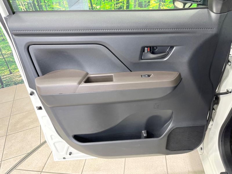 2023 Toyota Roomy 5BA-M900A (UW-6a657b2dd1a85)[13]