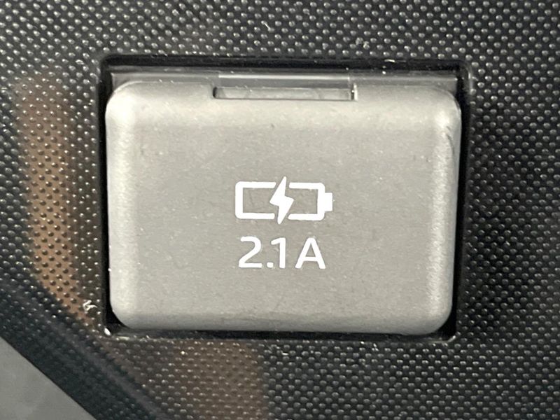 2023 Toyota Roomy 5BA-M900A (UW-6a657b2dd1a85)[27]