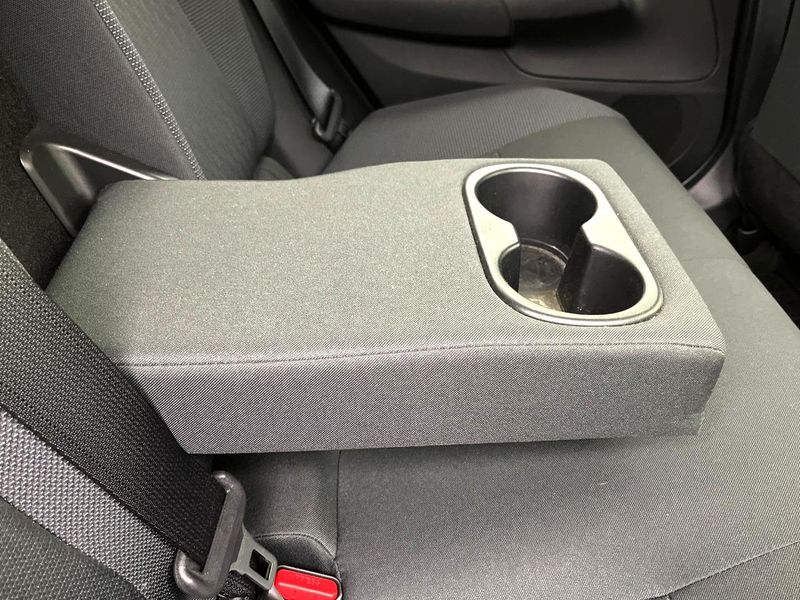 2022 Toyota Aqua 6AA-MXPK11 (UW-6a657bb925e6b)[16]