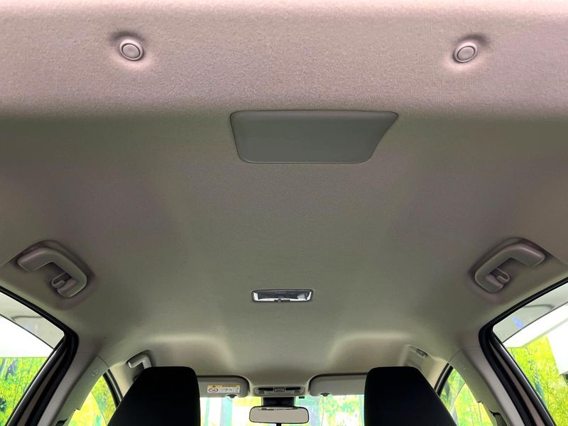2022 Toyota Aqua 6AA-MXPK11 (UW-6a657bb925e6b)[23]