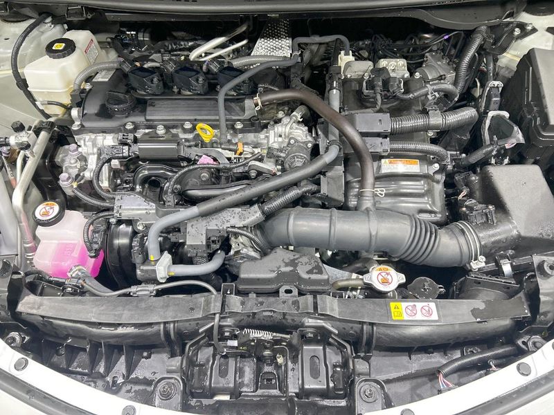 2022 Toyota Aqua 6AA-MXPK11 (UW-6a657bb950500)[5]