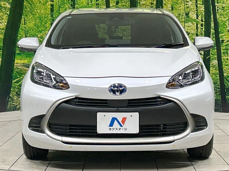 2022 Toyota Aqua 6AA-MXPK11 (UW-6a657bb950500)[14]