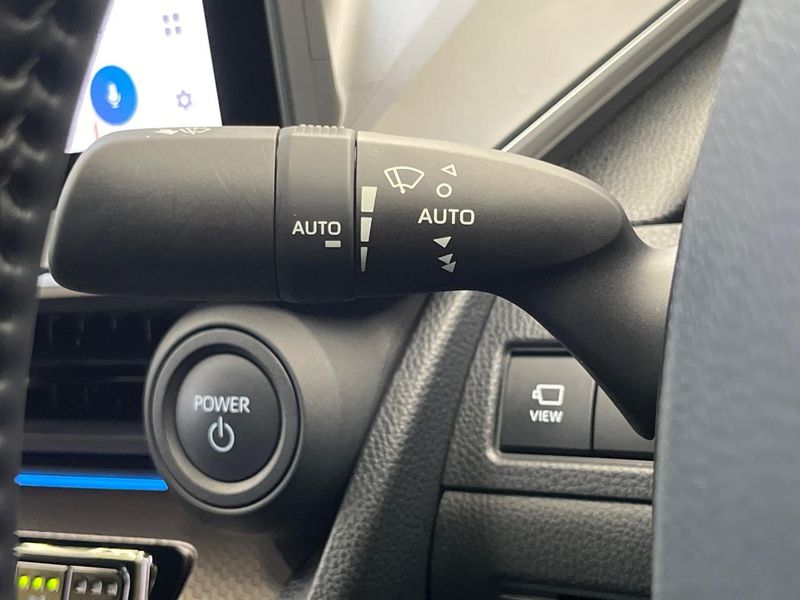2023 Toyota Prius 6AA-MXWH60 (UW-6a657bd77697e)[28]