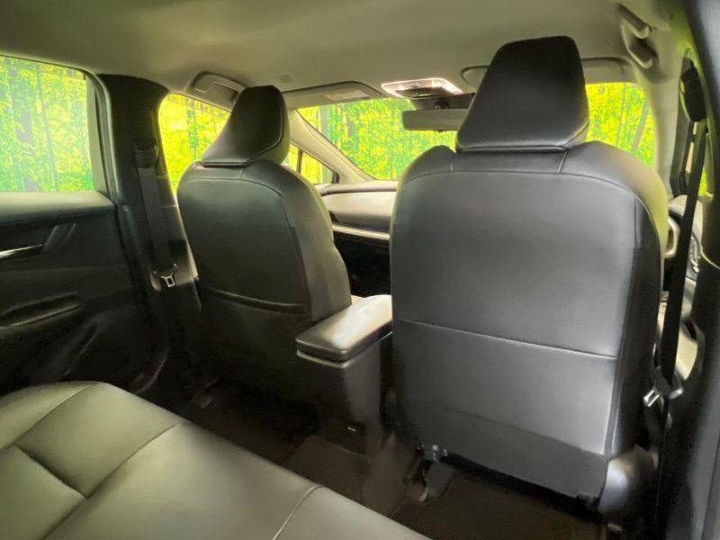 2023 Toyota Prius 6AA-MXWH60 (UW-6a657bd77697e)[16]