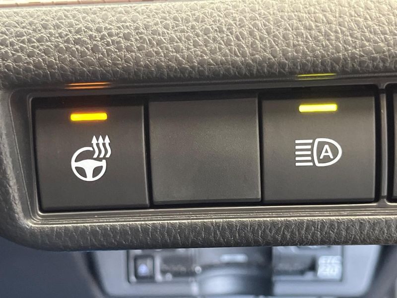 2023 Toyota Prius 6AA-MXWH60 (UW-6a657bd77697e)[24]