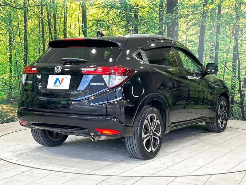 2014 Honda Vezel DAA-RU3 (UW-6a657c217d546)[8]