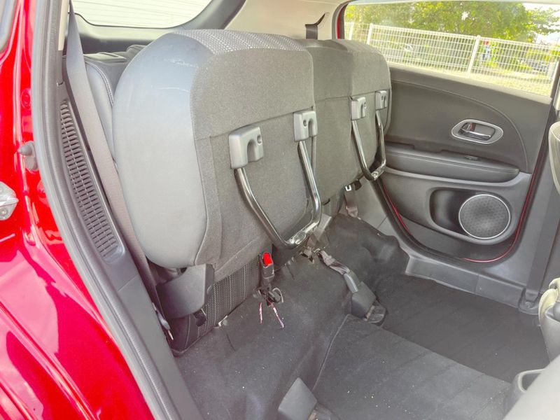 2016 Honda Vezel DAA-RU3 (UW-6a657c243bd08)[29]