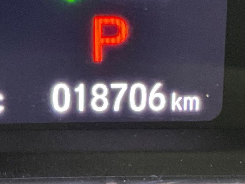 2022 Honda Vezel 6AA-RV5 (UW-6a657c2de08a1)[2]