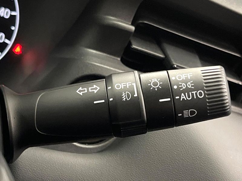 2024 Honda Vezel 6AA-RV5 (UW-6a657c34ae4af)[18]