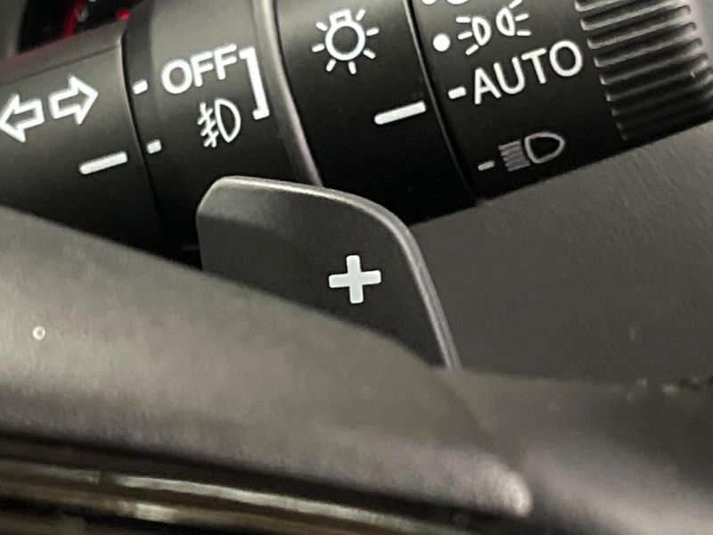 2024 Honda Vezel 6AA-RV5 (UW-6a657c34ae4af)[20]