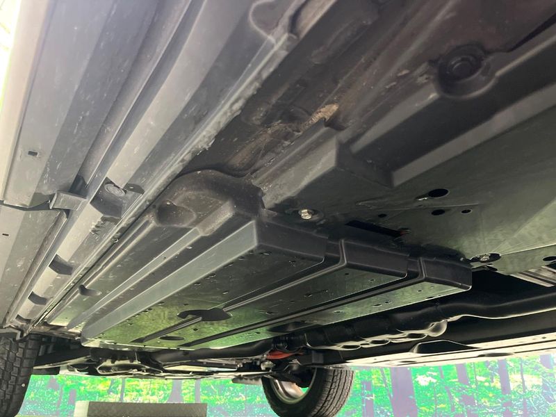 2018 Subaru Forester 5AA-SKE (UW-6a657c49ebd99)[17]
