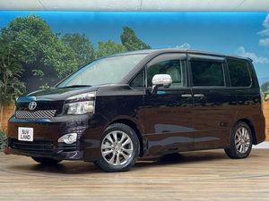 2011 Toyota Voxy DBA-ZRR75W