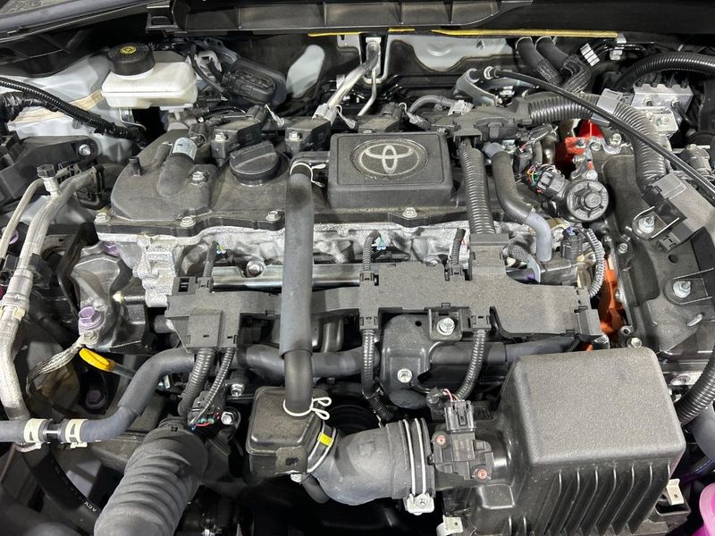2024 Toyota Corolla Cross 6AA-ZVG13 (UW-6a657cc2becd0)[9]