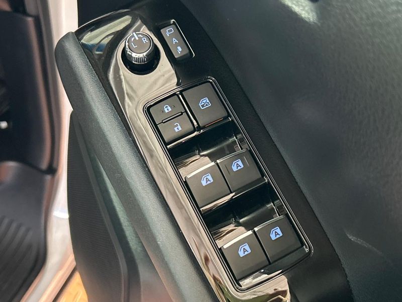 2019 Toyota Vellfire DBA-AGH30W (UW-6a66ca929b98f)[14]