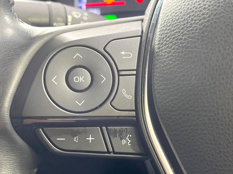 2019 Toyota Crown Hybrid 6AA-AZSH20 (UW-6a66cad642a80)[19]