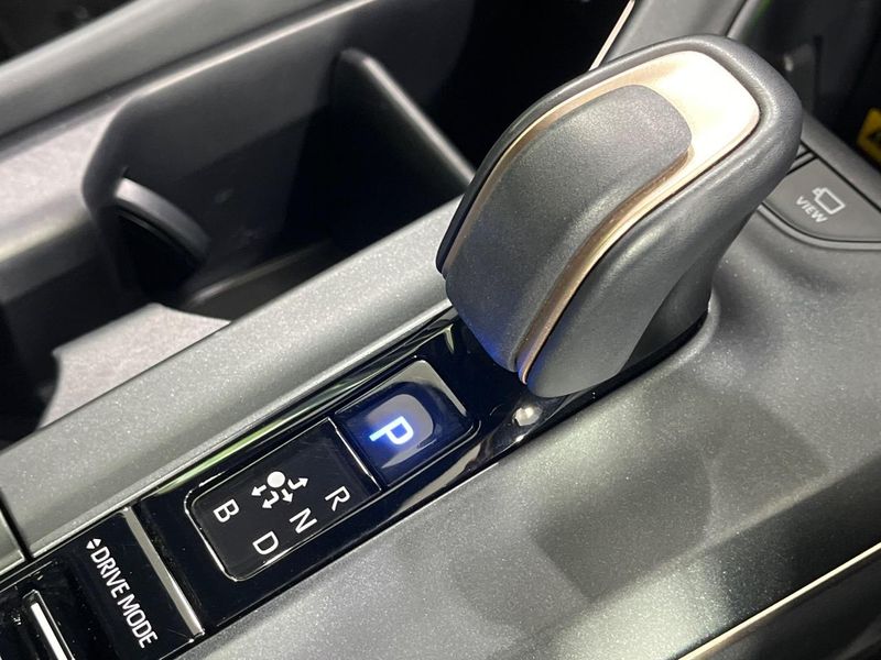 2023 Toyota Crown Crossover 6AA-AZSH35 (UW-6a66cadc28e05)[24]
