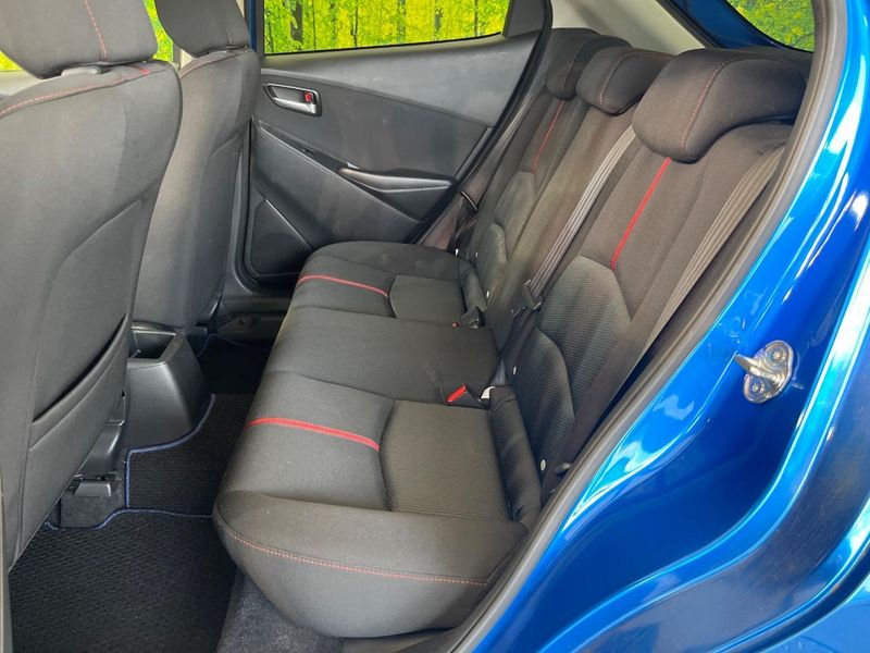 2016 Mazda Demio LDA-DJ5FS (UW-6a66cb2838c2c)[28]