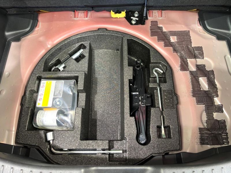 2016 Mazda Demio LDA-DJ5FS (UW-6a66cb283bc04)[16]