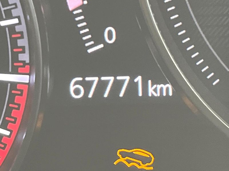 2020 Mazda CX-30 5BA-DMEP (UW-6a66cb32a3103)[2]
