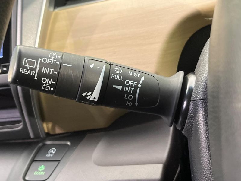 2018 Honda Freed DBA-GB5 (UW-6a66cb4f664c2)[28]