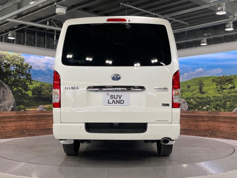 2023 Toyota Hiace Van 3DF-GDH201V (UW-6a66cb55843df)[10]