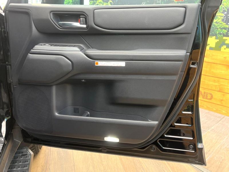 2025 Toyota Land Cruiser 250 3DA-GDJ250W (UW-6a66cb59d49c7)[19]