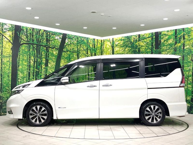 2017 Nissan Serena DAA-GFC27 (UW-6a66cb605b3dc)[20]