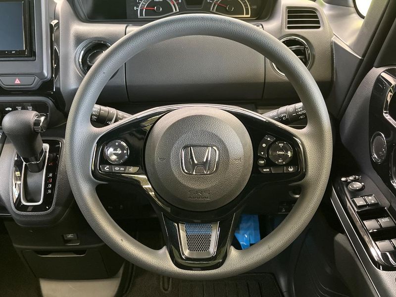2021 Honda N-BOX CUSTOM 6BA-JF3 (UW-6a66cbe7ed5bd)[21]