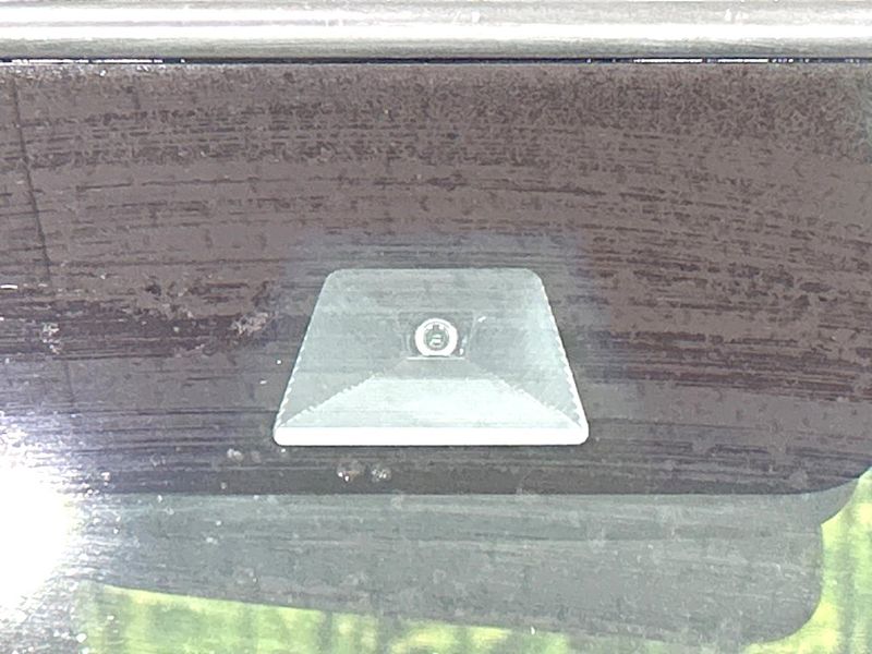 2022 Honda N-BOX CUSTOM 6BA-JF3 (UW-6a66cbefb8a8a)[13]