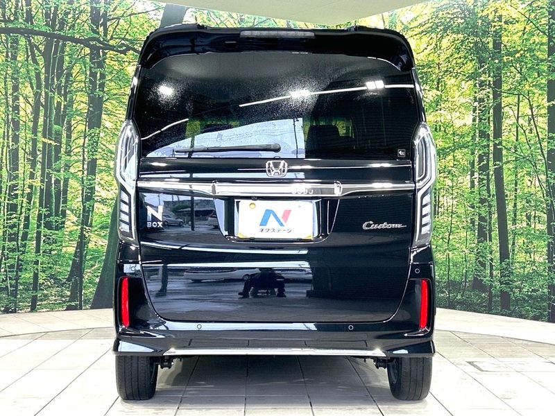 2022 Honda N-BOX CUSTOM 6BA-JF3 (UW-6a66cbefb8a8a)[26]