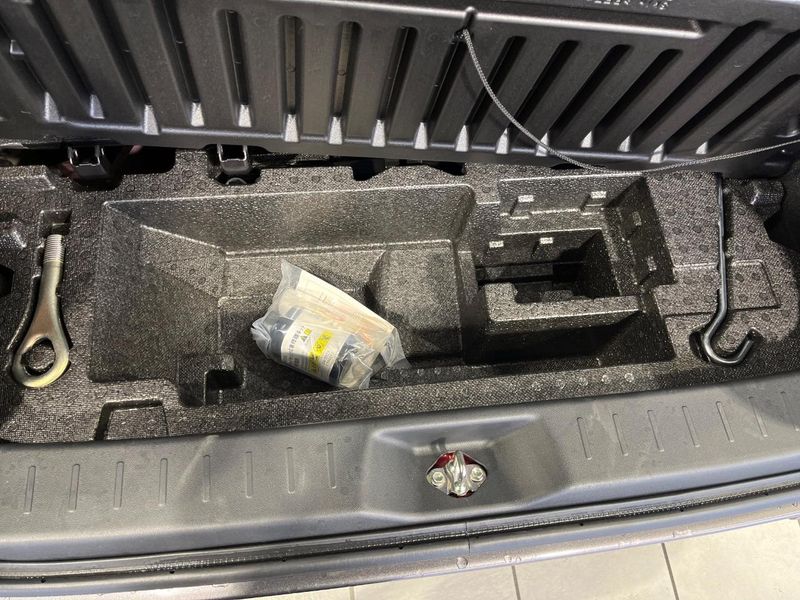 2017 Daihatsu Cast DBA-LA260S (UW-6a66cc51c2987)[27]