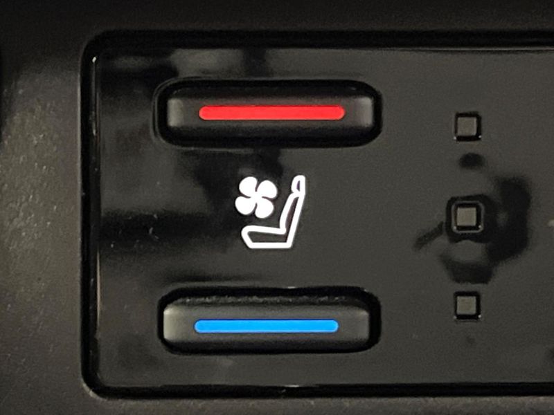 2024 Toyota RAV4 6BA-MXAA54 (UW-6a66cd0c94823)[10]