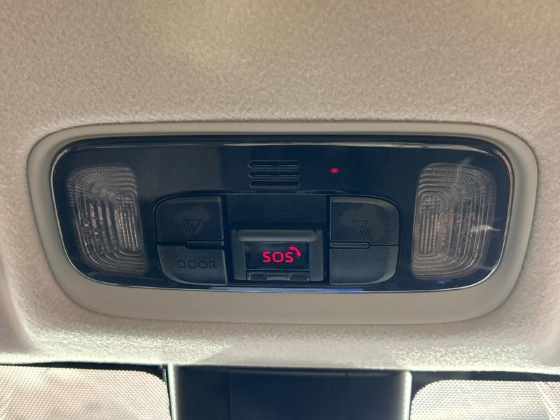 2022 Toyota Yaris Cross 6AA-MXPJ10 (UW-6a66cd1c733d8)[17]