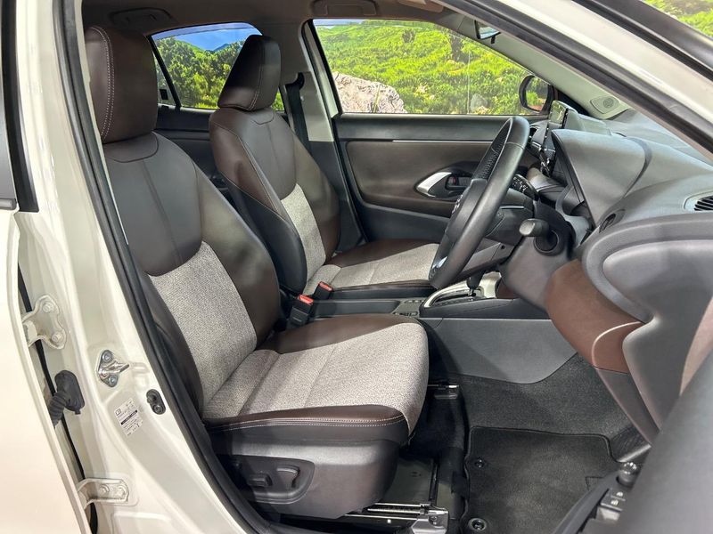 2022 Toyota Yaris Cross 6AA-MXPJ10 (UW-6a66cd1c733d8)[18]