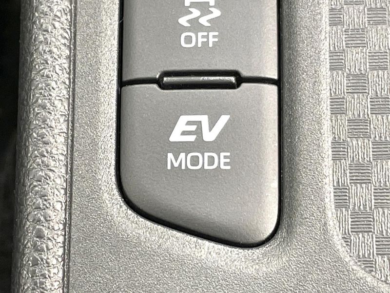2023 Toyota Yaris Cross 6AA-MXPJ10 (UW-6a66cd1f9f461)[19]