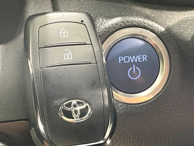 2023 Toyota Yaris Cross 6AA-MXPJ10 (UW-6a66cd1f9f461)[6]