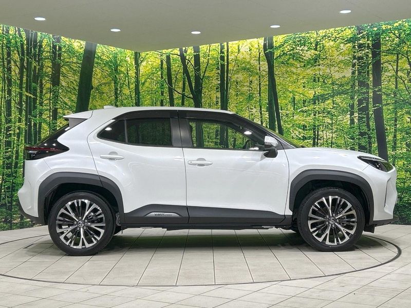 2023 Toyota Yaris Cross 6AA-MXPJ10 (UW-6a66cd1fe0f43)[16]