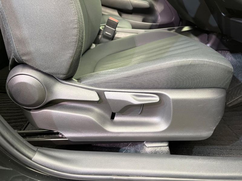 2021 Toyota Aqua 6AA-MXPK11 (UW-6a66cd260e1c4)[23]