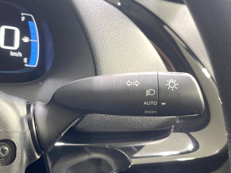 2023 Toyota Aqua 6AA-MXPK11 (UW-6a66cd29adf84)[18]