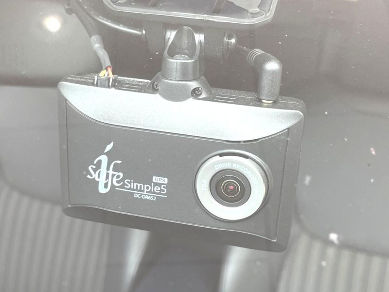 2021 Toyota Aqua 6AA-MXPK16 (UW-6a66cd2cc2eb1)[5]