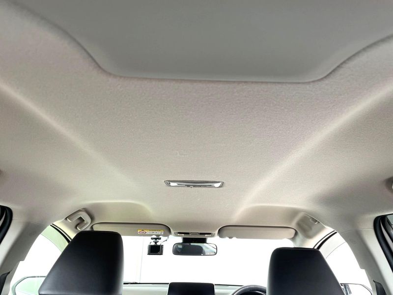2021 Toyota Aqua 6AA-MXPK16 (UW-6a66cd2cc2eb1)[28]