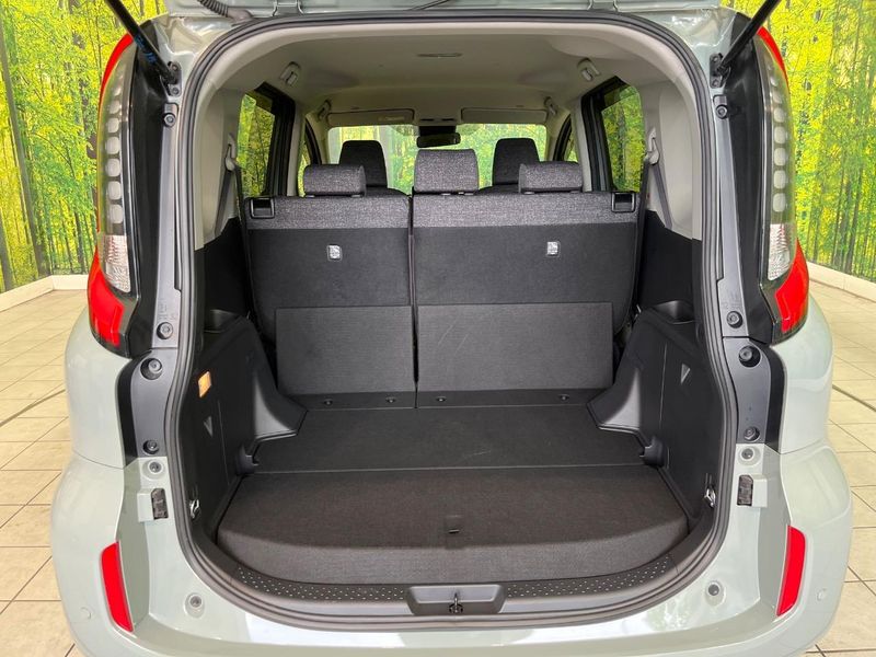 2024 Toyota Sienta 6AA-MXPL10G (UW-6a66cd3149296)[17]