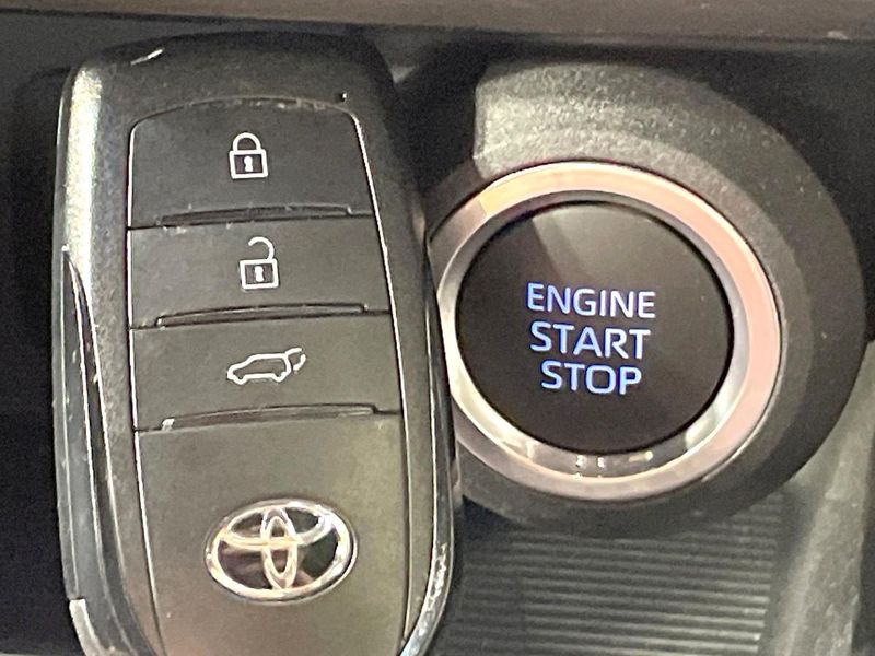 2020 Toyota Harrier 6BA-MXUA80 (UW-6a66cd38bde08)[7]